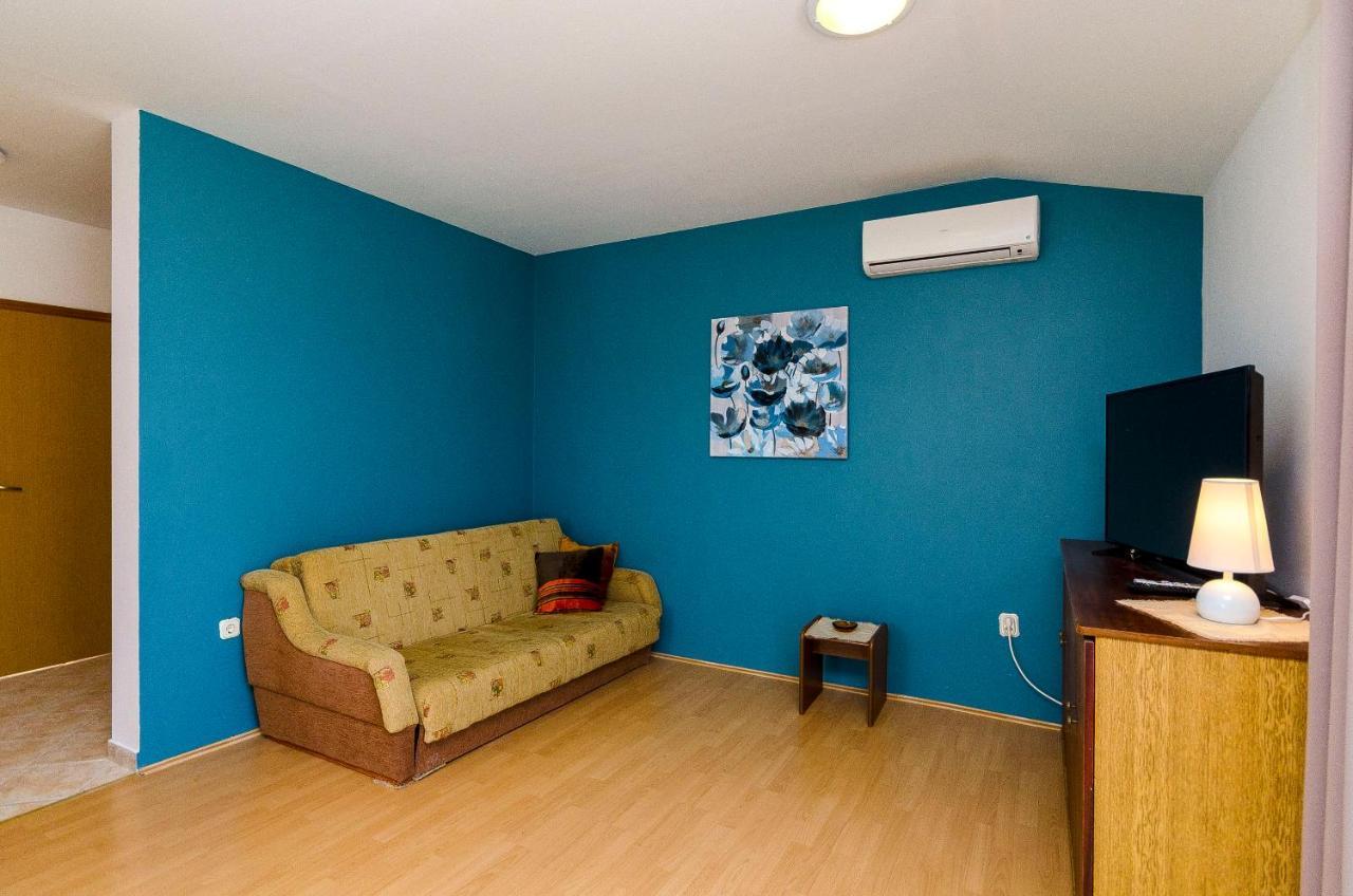 Apartments Milka Slatine Zewnętrze zdjęcie