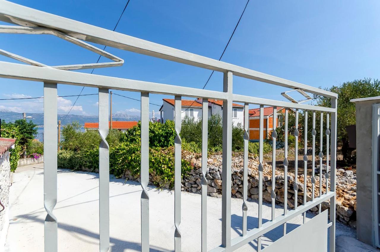 Apartments Milka Slatine Zewnętrze zdjęcie