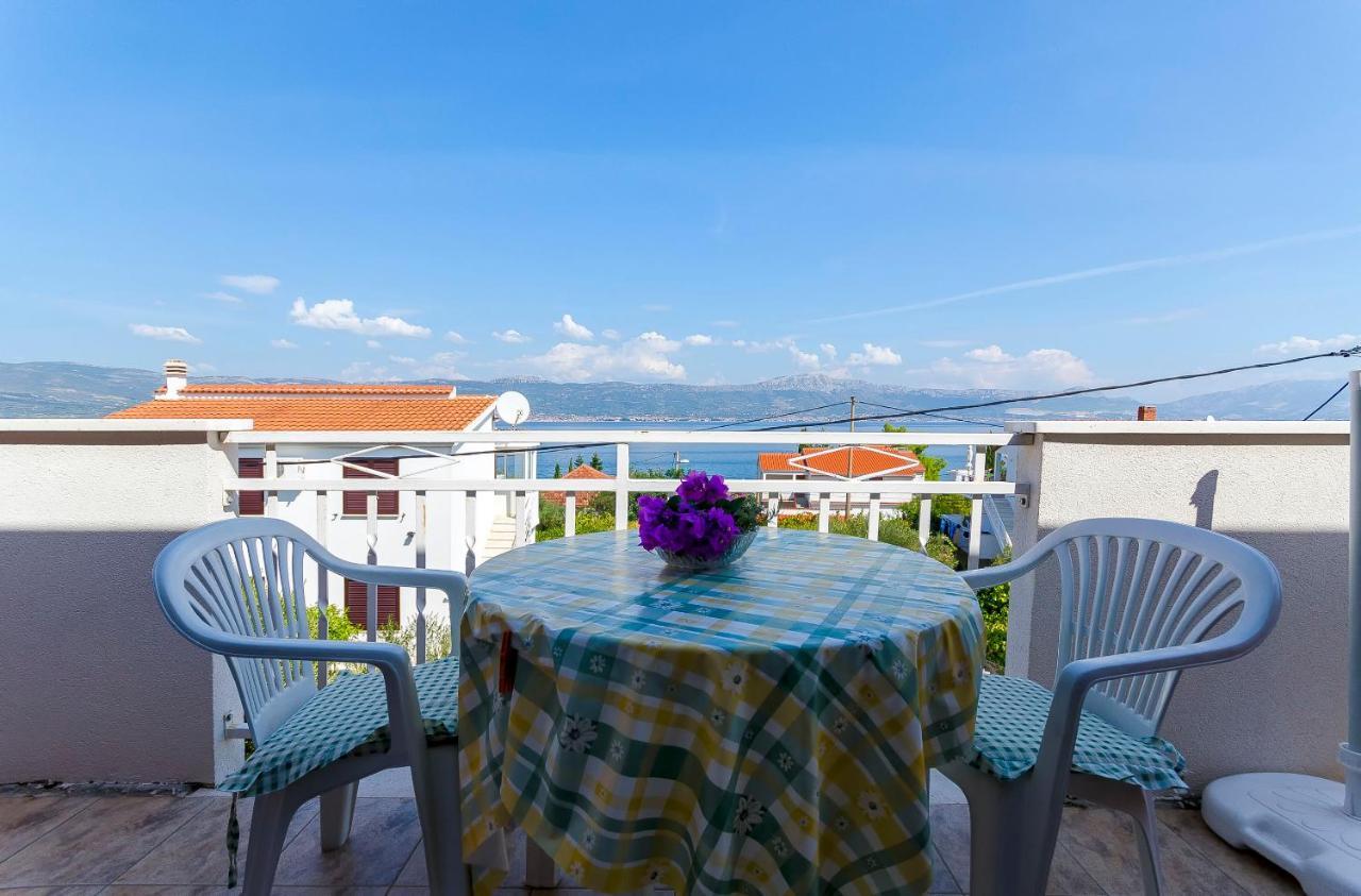Apartments Milka Slatine Zewnętrze zdjęcie